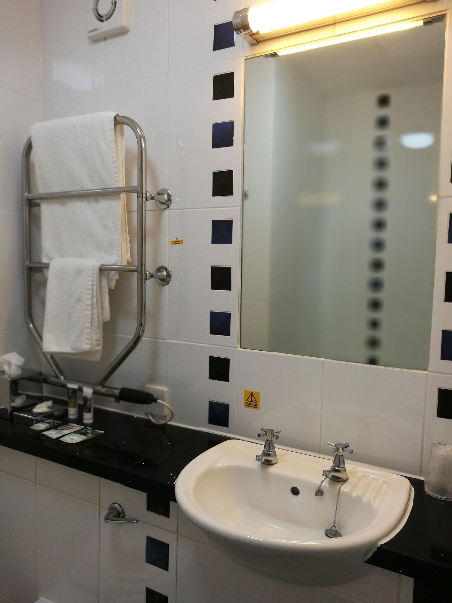 Mercure George Hotel, Рединг Екстериор снимка